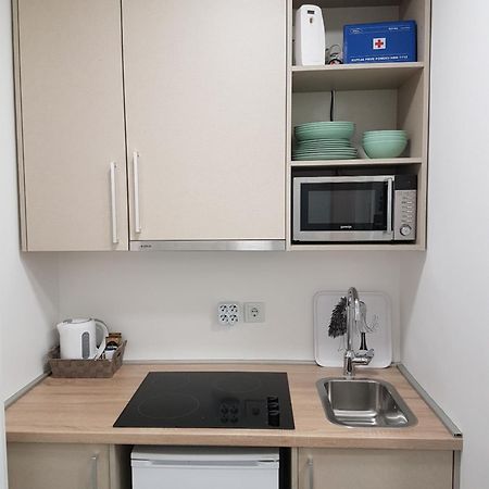 Apartments Lucky Place ซาเกร็บ ภายนอก รูปภาพ